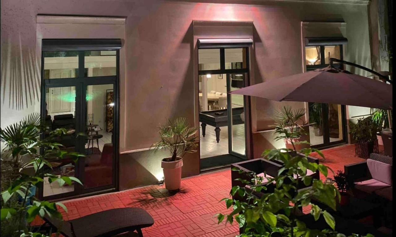 Appartamento Le Jacuzzi De Marie Ll Tourcoing Esterno foto